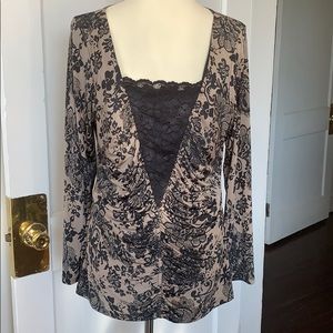 Venus long sleeve top